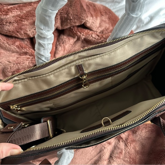 GORGEOUS La Mansio Italian Premium Leather bag - retails for $440, NWT and RARE! - Picture 8 of 12